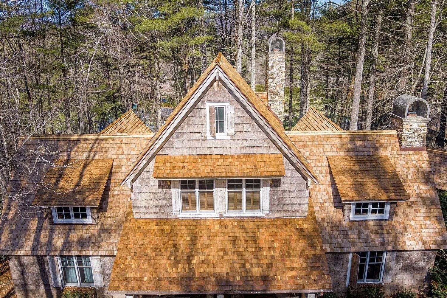 Cedar shake roof on a custom mountain home